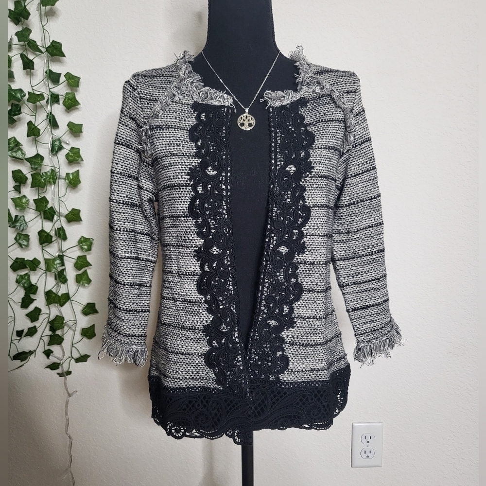 💚HP💚NWT Chico's Lace Tweed Multi Pattern Long Sleeve Textured Cardigan